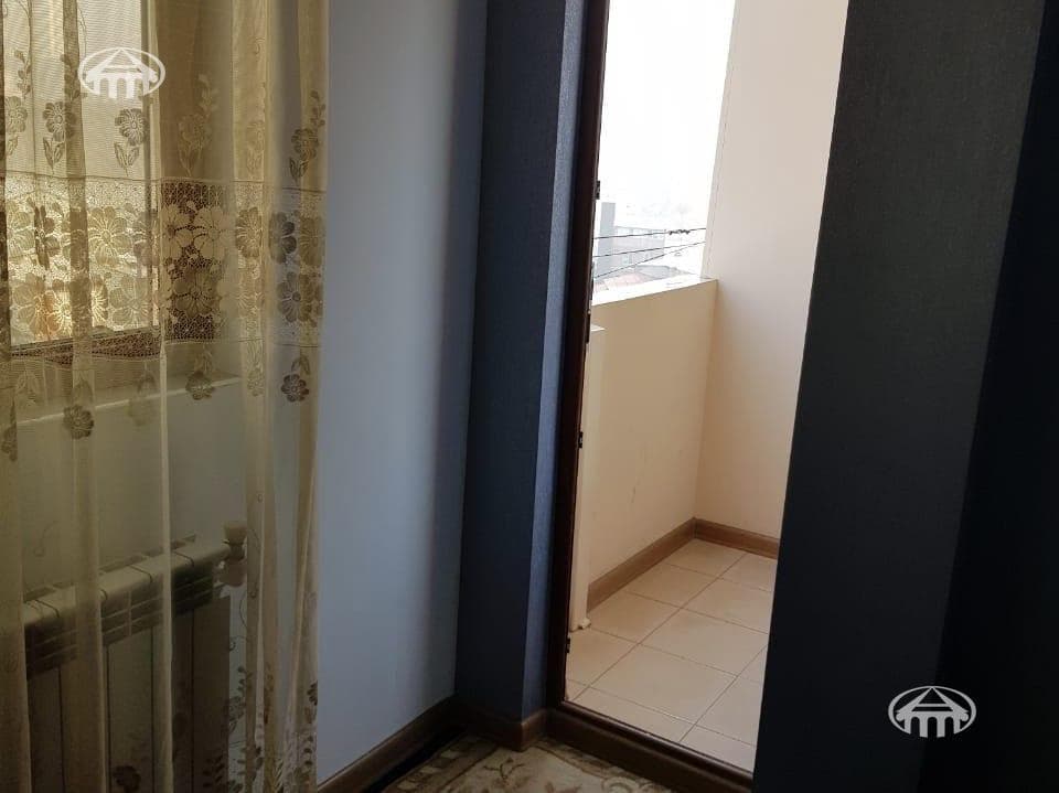 Apartment · 1 rooms · 46 m² · Kentron