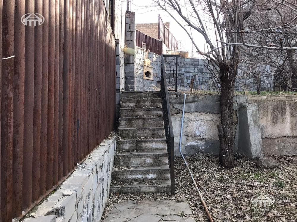 Ամառանոց · 3 սեն. · 98 մ² · Քարաշամբ