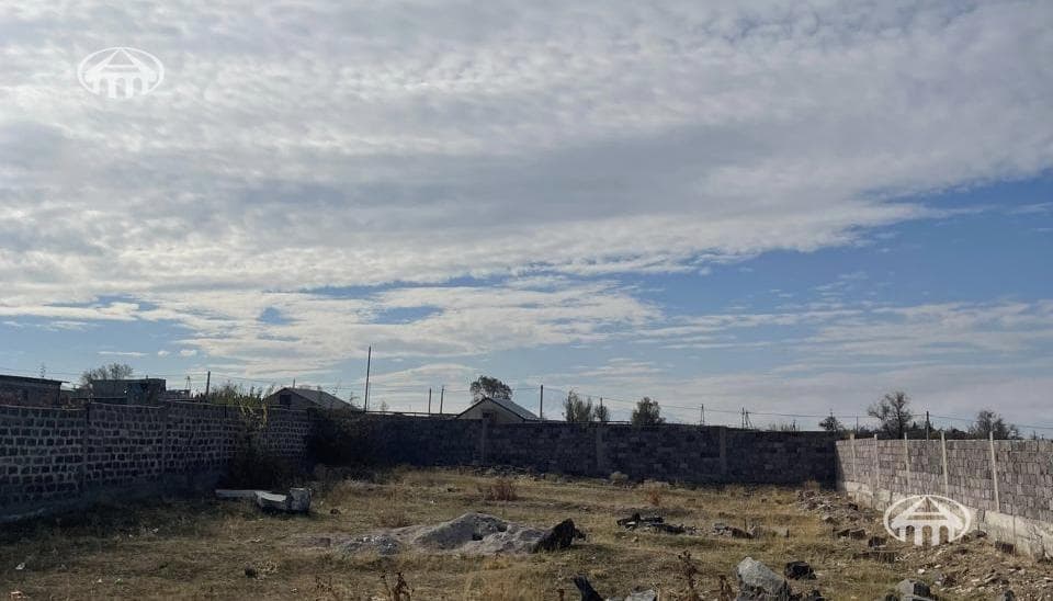 Land · 1,404 m² · Djrvej