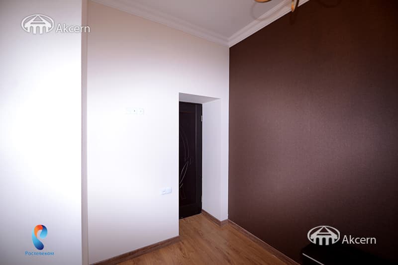Բնակարան · 3 սեն. · 63 մ² · Կենտրոն