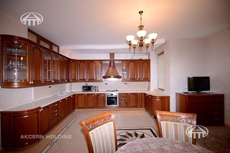 Квартира · 4 комн. · 197 м² · Арабкир