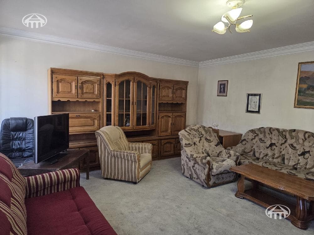Apartment · 2 rooms · 74 m² · Kentron