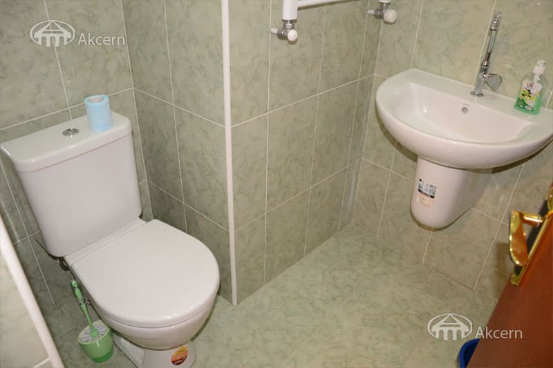 Apartment · 3 rooms · 93 m² · Kentron