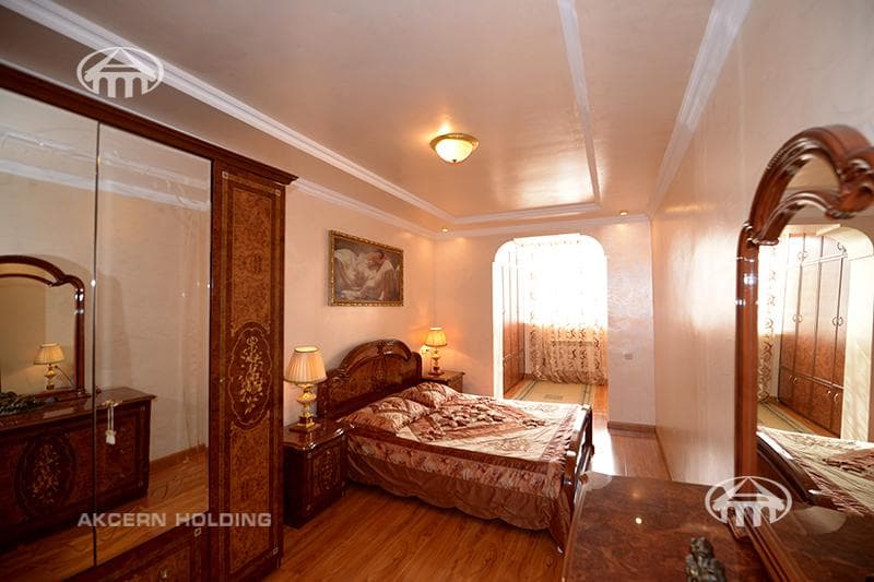Apartment · 5 rooms · 193 m² · Arabkir