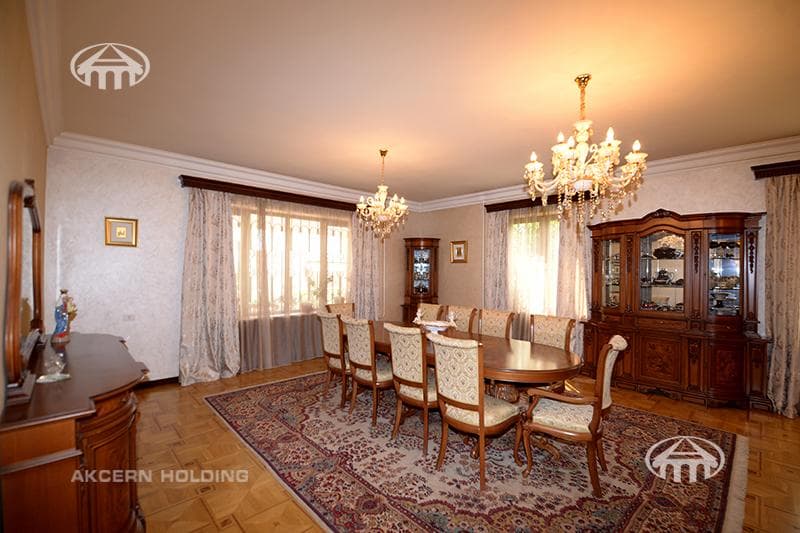 Mansion · 6 rooms · 512 m² · Arabkir