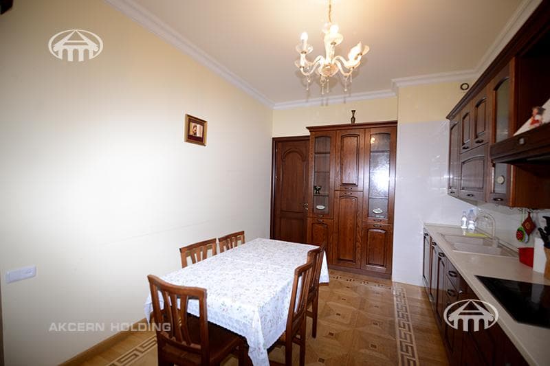 Apartment · 4 rooms · 135 m² · Arabkir