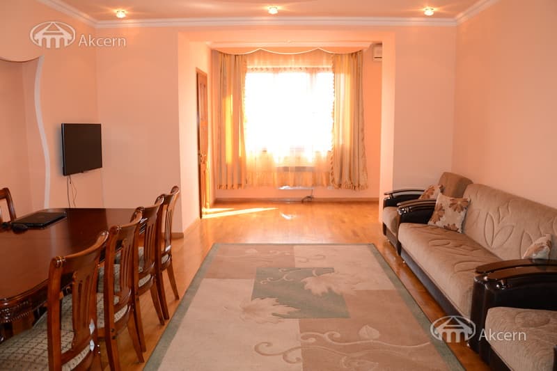 Квартира · 2 комн. · 79 м² · Арабкир