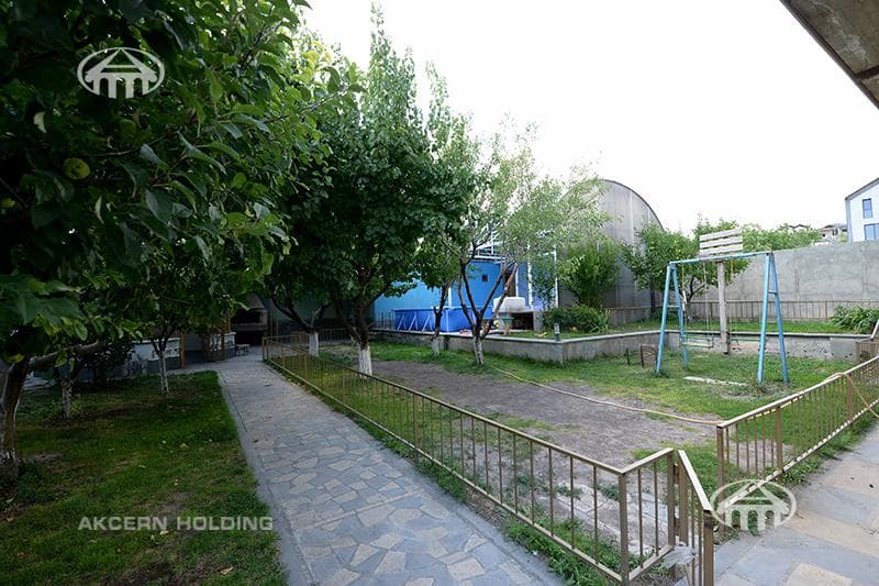 Mansion · 8 rooms · 607.5 m² · Qasax