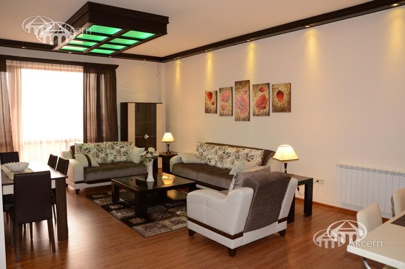 Квартира · 4 комн. · 135 м² · Кентрон