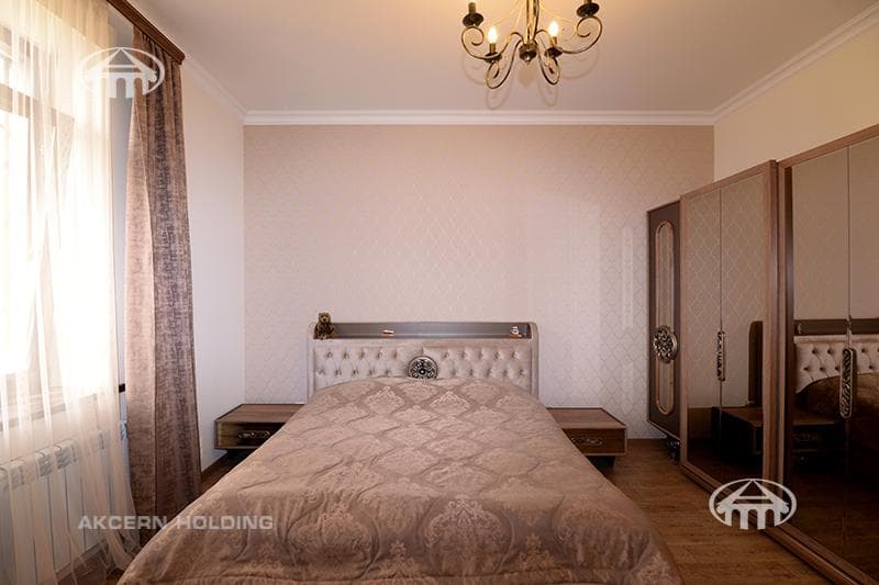 Mansion · 5 rooms · 290 m² · Avan