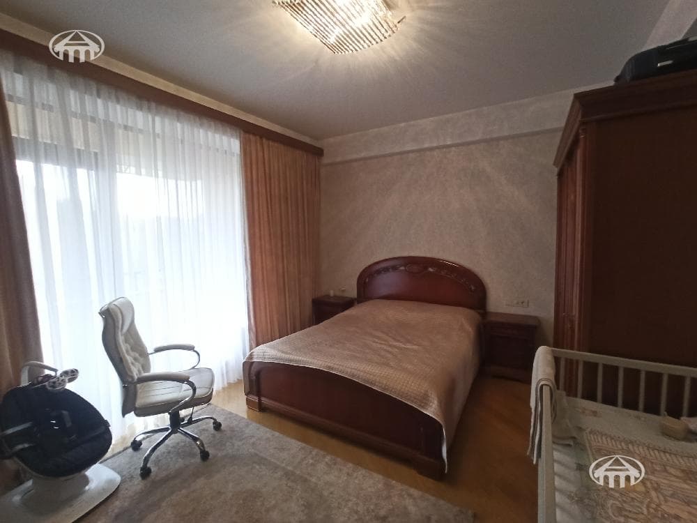 Квартира · 4 комн. · 171 м² · Арабкир