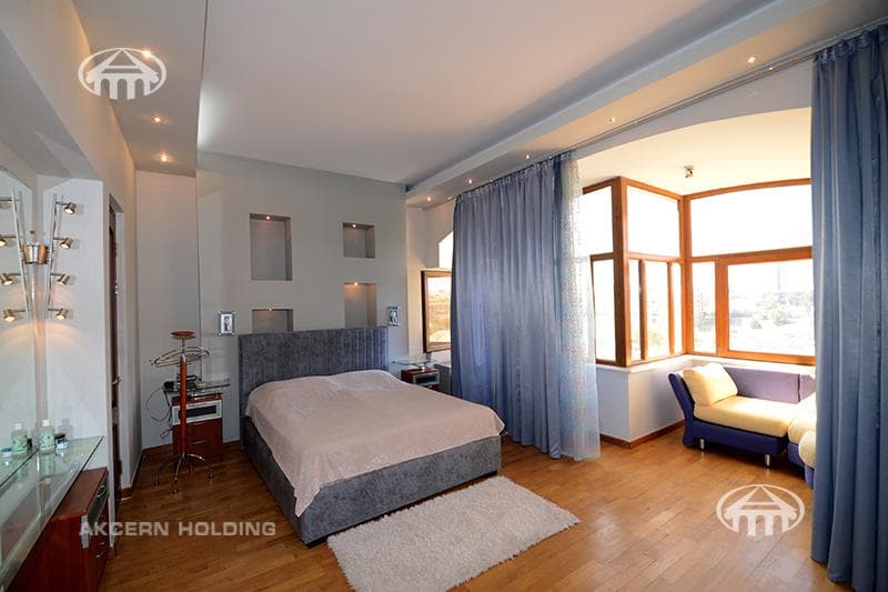 Mansion · 6 rooms · 817 m² · Arabkir
