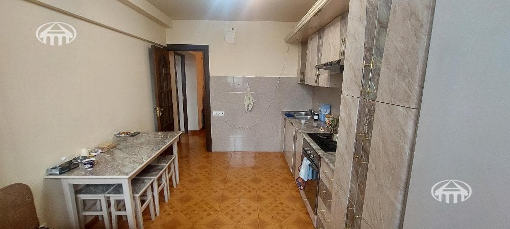 Բնակարան · 3 սեն. · 90 մ² · Քանաքեռ-Զեյթուն