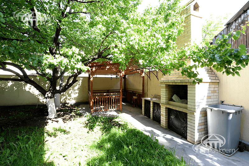 Mansion · 6 rooms · 530 m² · Nork-Marash