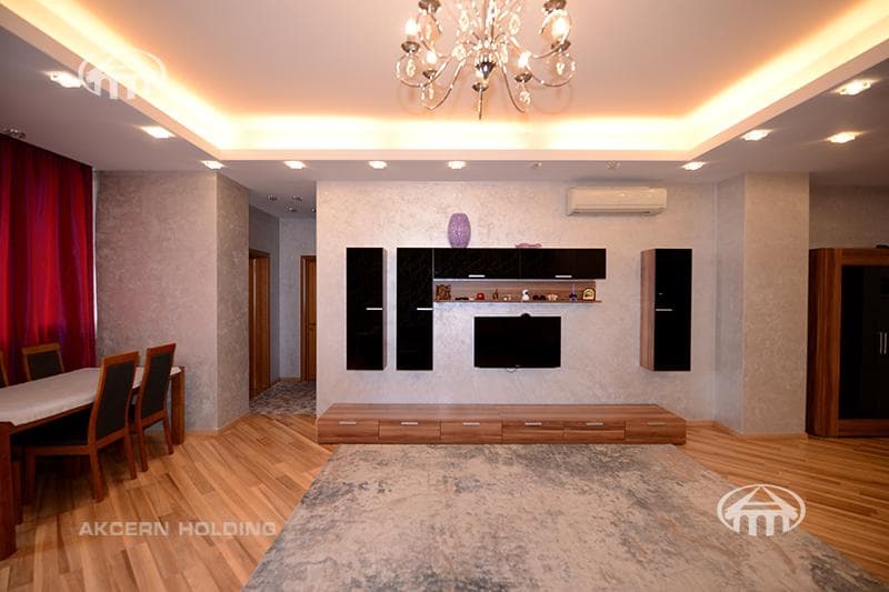 Квартира · 3 комн. · 100 м² · Арабкир