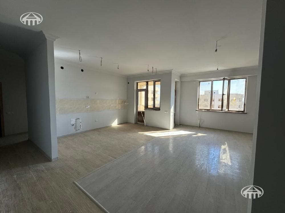Квартира · 3 комн. · 100 м² · Аджапняк