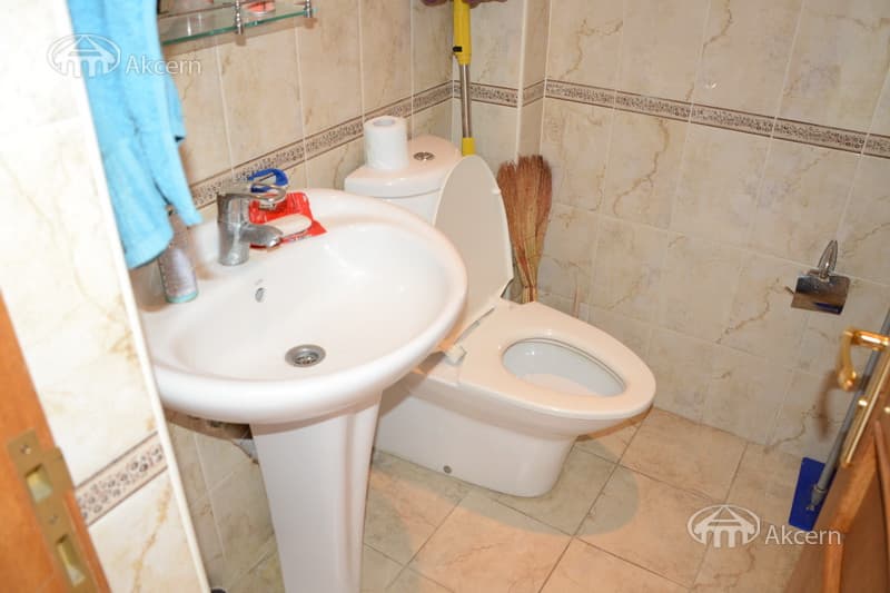 Особняк · 5 комн. · 300 м² · Арабкир