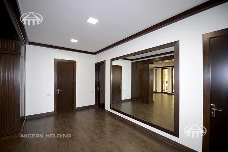 Mansion · 5 rooms · 388 m² · Arabkir