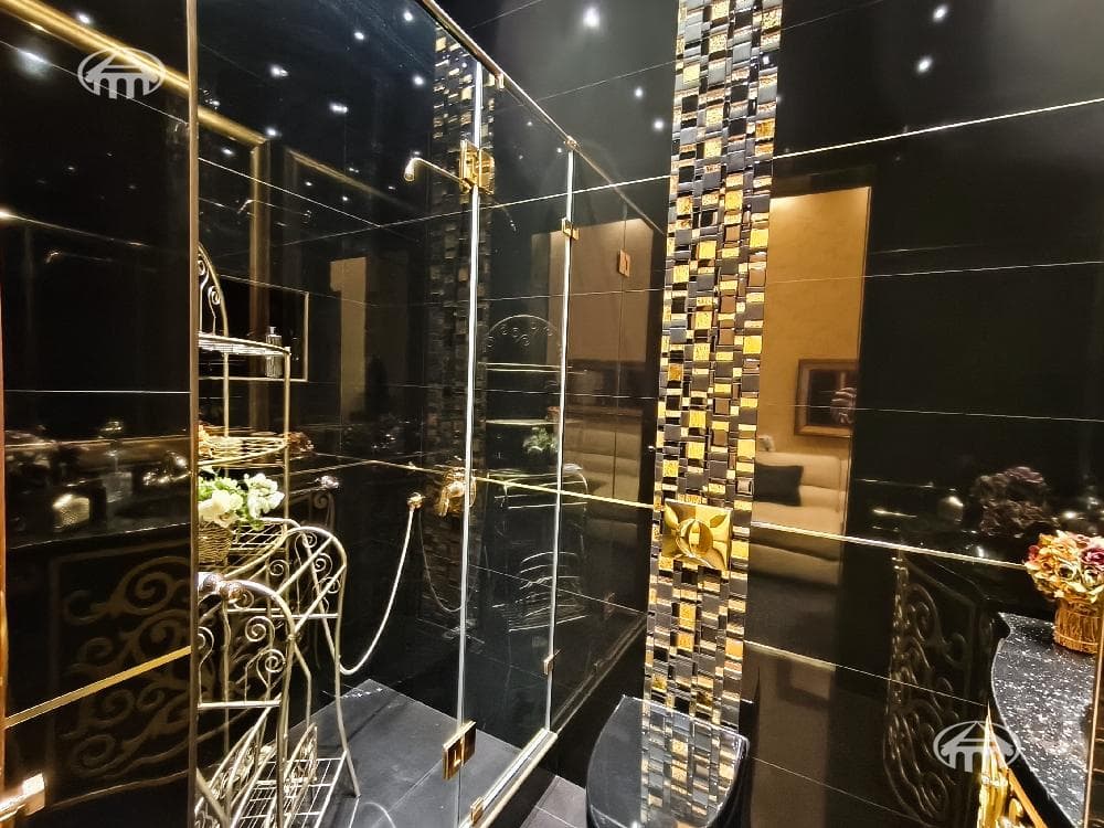 Apartment · 4 rooms · 210 m² · Kentron