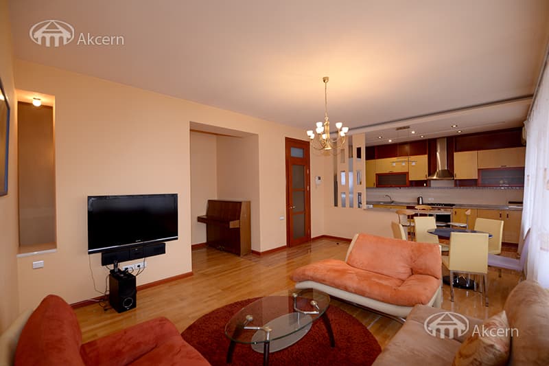 Apartment · 3 rooms · 107 m² · Kentron