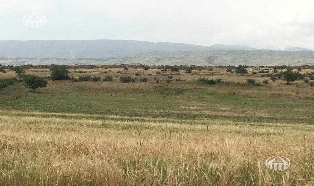Land · 37,600 m² · Aragatsotn