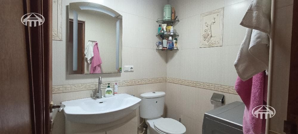 Квартира · 3 комн. · 87 м² · Кентрон