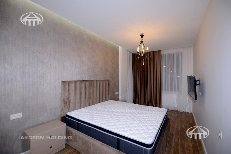 Квартира · 4 комн. · 151 м² · Кентрон