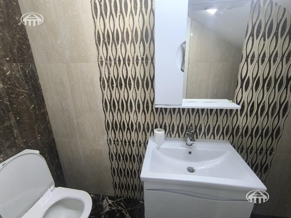 Офис · 270 м² · Давташен