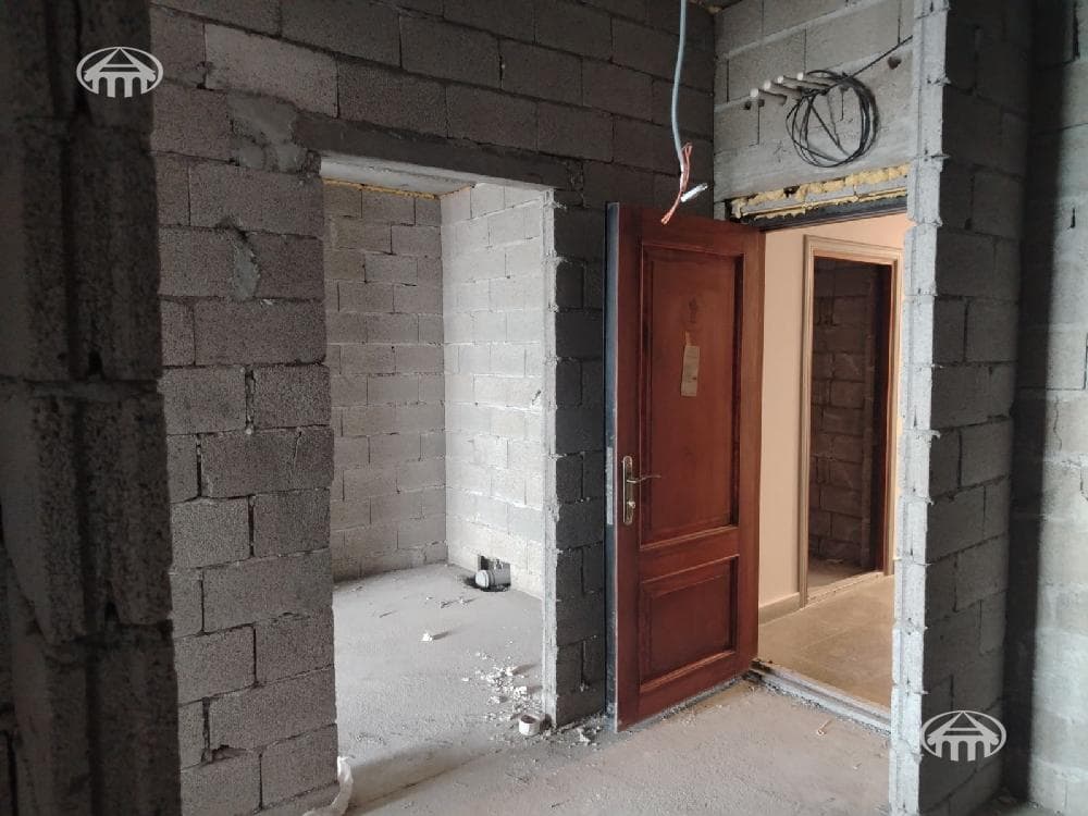 Квартира · 5 комн. · 183 м² · Аджапняк
