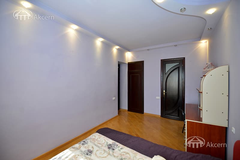 Mansion · 5 rooms · 320 m² · Nork-Marash