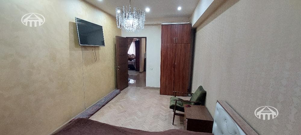 Квартира · 2 комн. · 72 м² · Арабкир