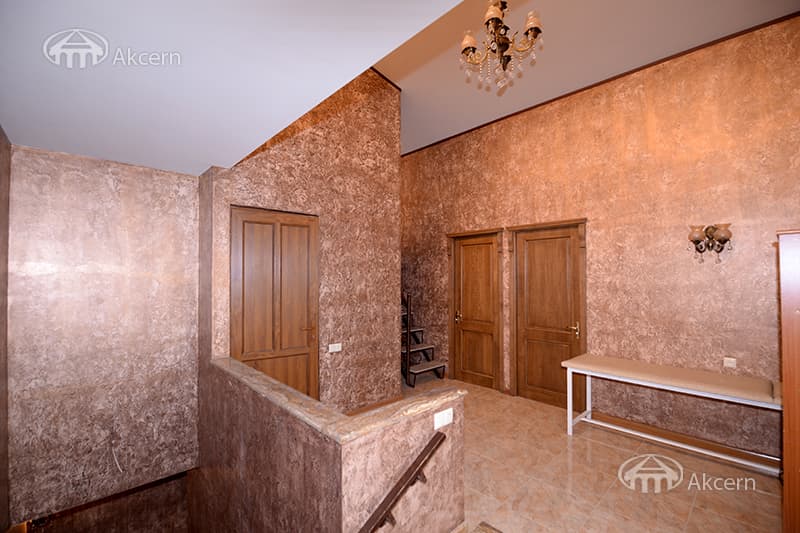 Apartment · 4 rooms · 162 m² · Arabkir