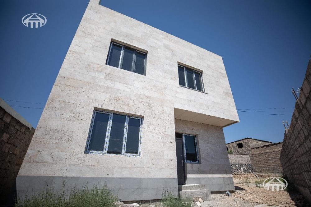 Mansion · 4 rooms · 166 m² · Qasax