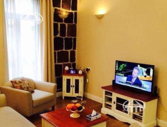Բնակարան · 2 սեն. · 77 մ² · Կենտրոն
