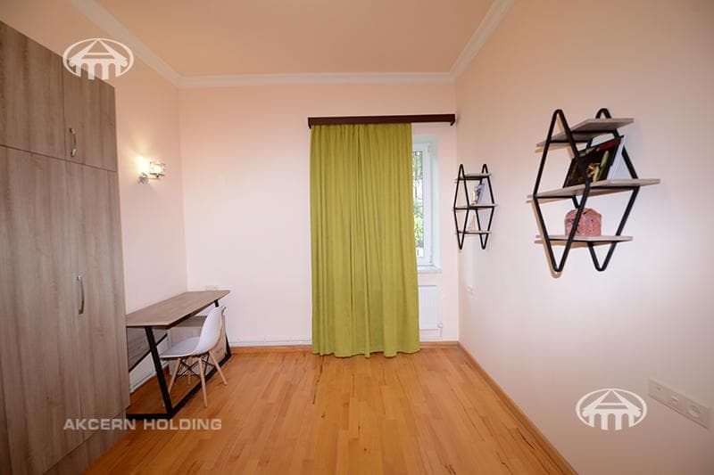 Առանձնատուն · 4 սեն. · 280 մ² · Առինջ