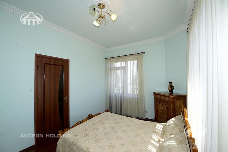 Mansion · 8 rooms · 607.5 m² · Qasax