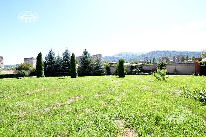 Առանձնատուն · 9 սեն. · 887 մ² · Վանաձոր — Լուսանկար 5 / 18