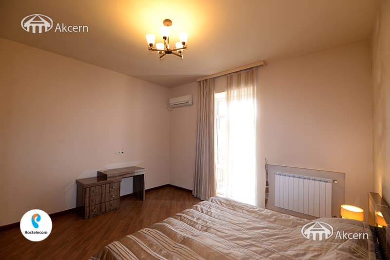 Բնակարան · 2 սեն. · 85 մ² · Կենտրոն