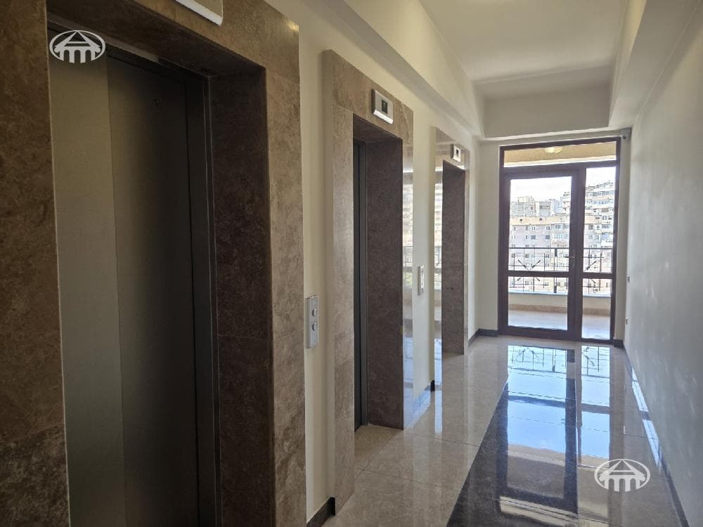 Apartment · 2 rooms · 75 m² · Kentron