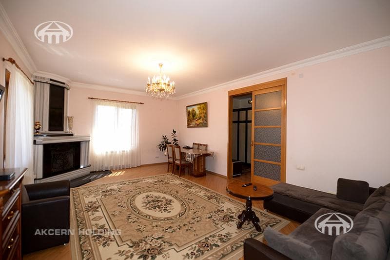 Mansion · 8 rooms · 607.5 m² · Qasax