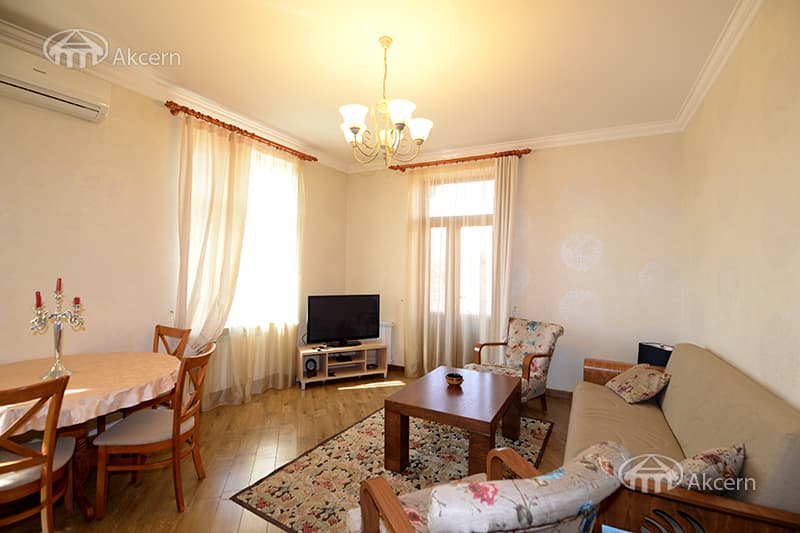 Квартира · 2 комн. · 49 м² · Кентрон