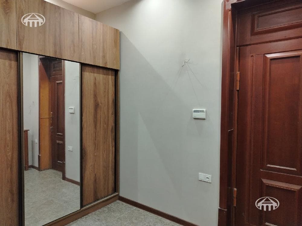 Mansion · 6 rooms · 470 m² · Davtashen — photo 3 / 32