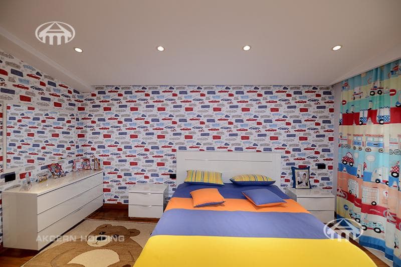 Mansion · 5 rooms · 777 m² · Avan