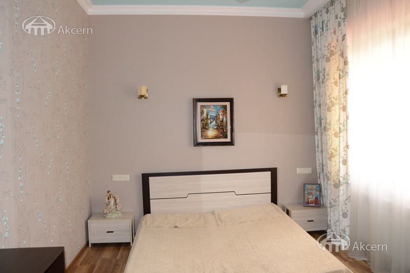Особняк · 7 комн. · 240 м² · Цахкадзор