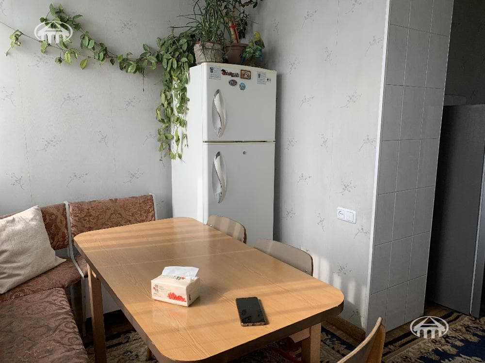Квартира · 4 комн. · 110 м² · Арабкир