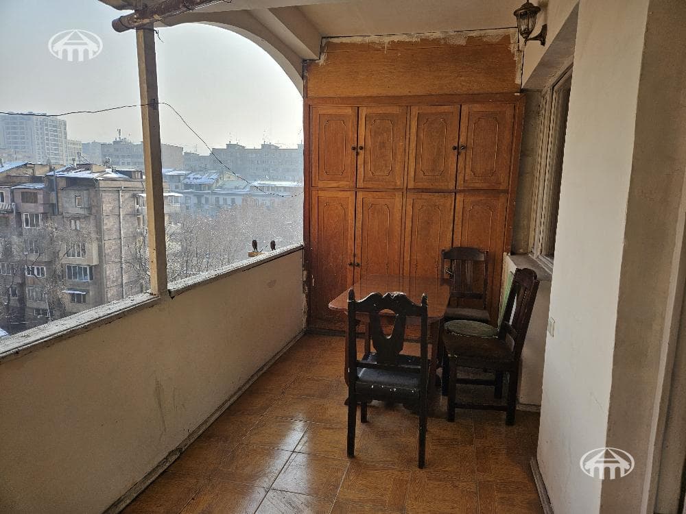 Квартира · 3 комн. · 103 м² · Кентрон