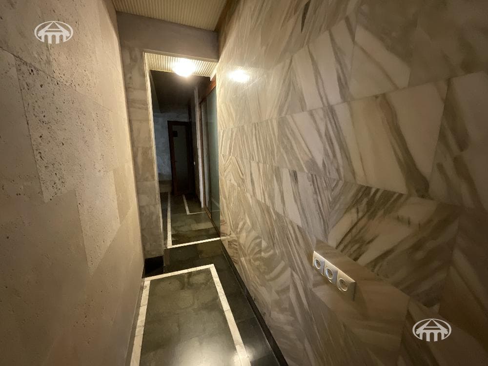 Mansion · 7 rooms · 700 m² · Arabkir