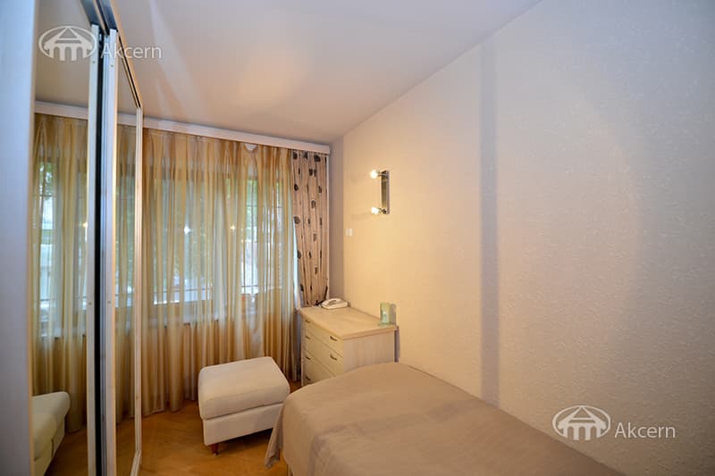Квартира · 2 комн. · 72 м² · Арабкир