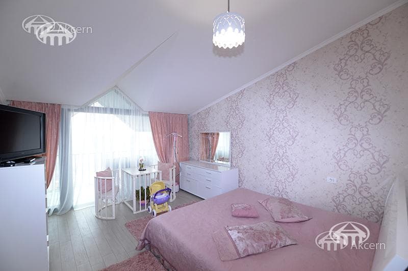 Apartment · 3 rooms · 112 m² · Kentron