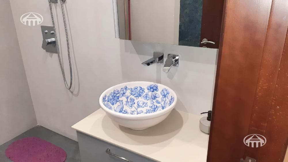 Квартира · 4 комн. · 203 м² · Кентрон